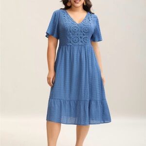 BloomChic Medium Blue Lace Textured Midi Dress Size 18-20 With Pockets